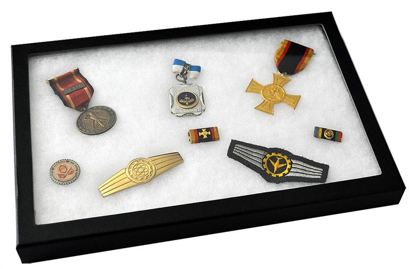 Vitrine für ORDEN und EHRENZEICHEN Lederrahmen Echtgals Militäroden NEU 15456