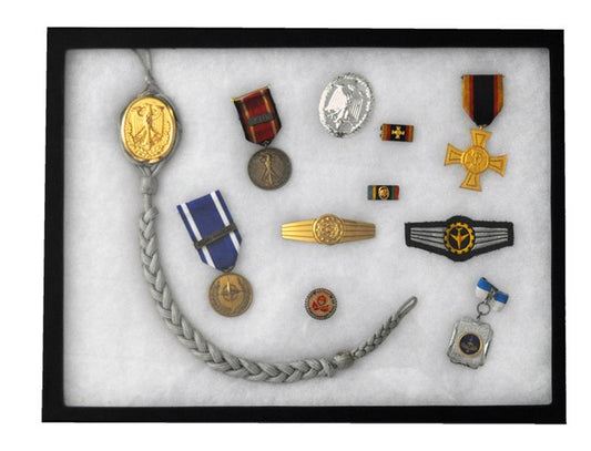 Vitrine für ORDEN und EHRENZEICHEN Lederrahmen Echtgals Militärorden NEU 15457